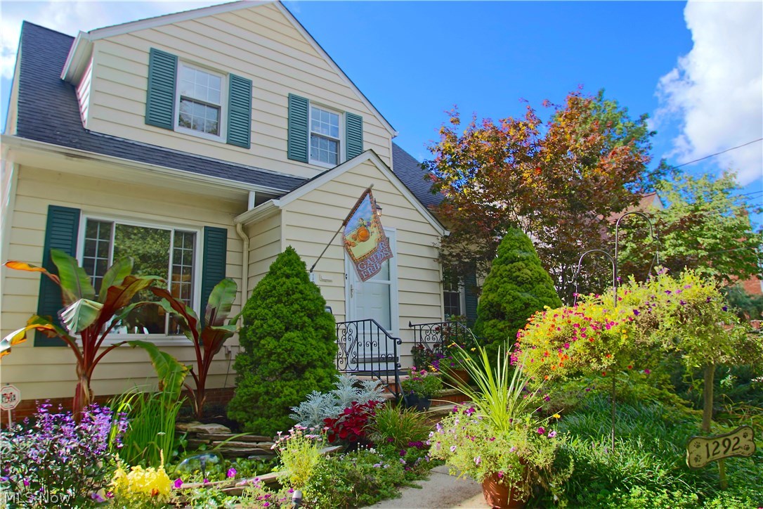 1292 Gordon Road Lyndhurst, OH 44124 - Photo 1 of 14