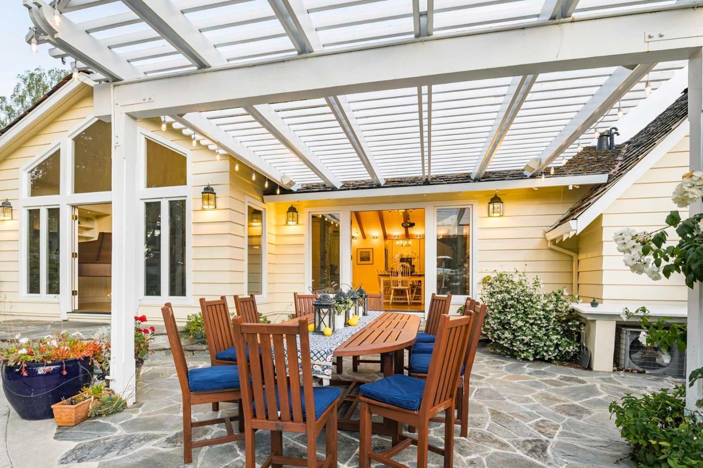 11491 Old Ranch Road Los Altos Hills, CA 94024 - Photo 4 of 52