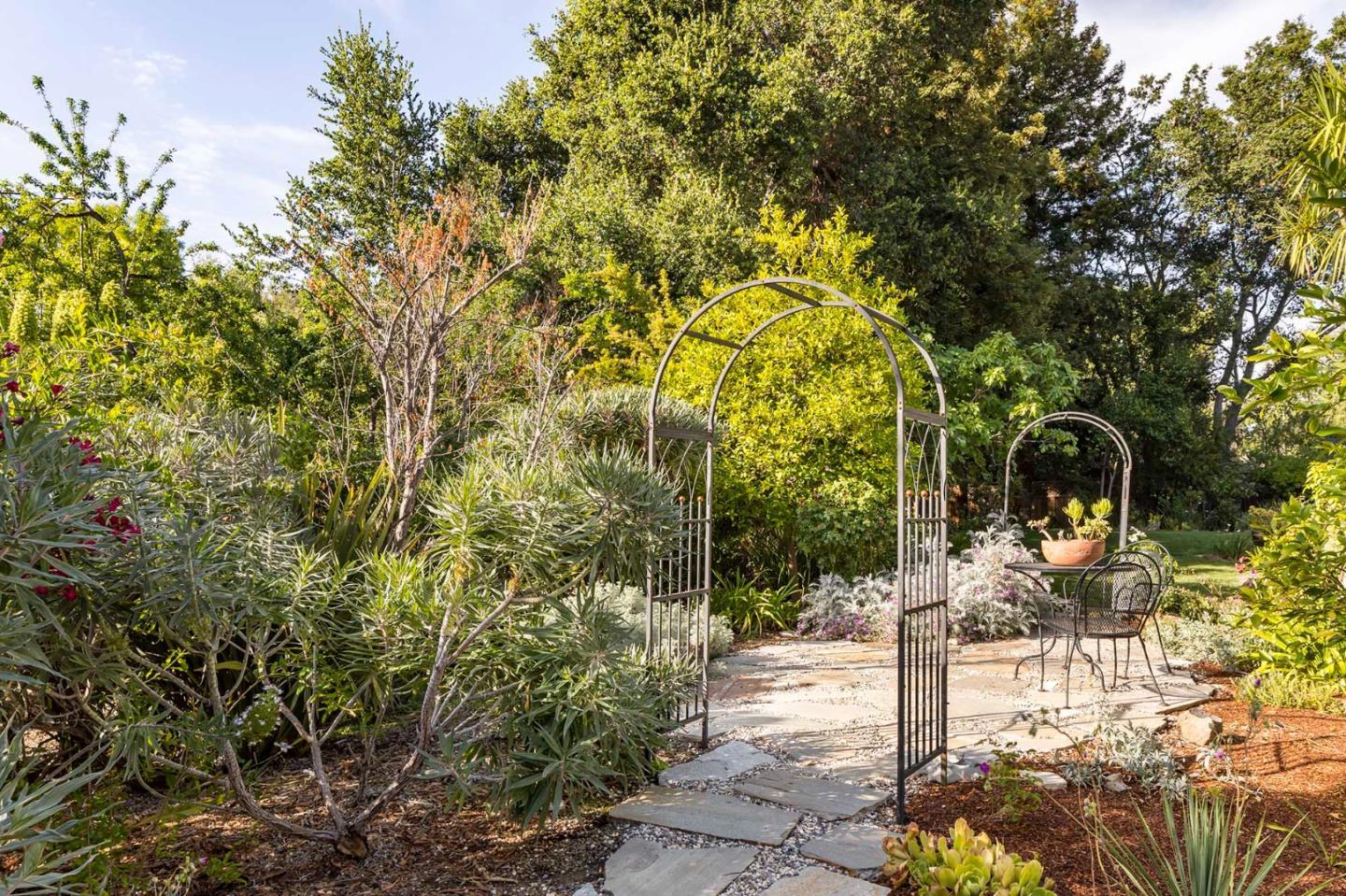 11491 Old Ranch Road Los Altos Hills, CA 94024 - Photo 46 of 52