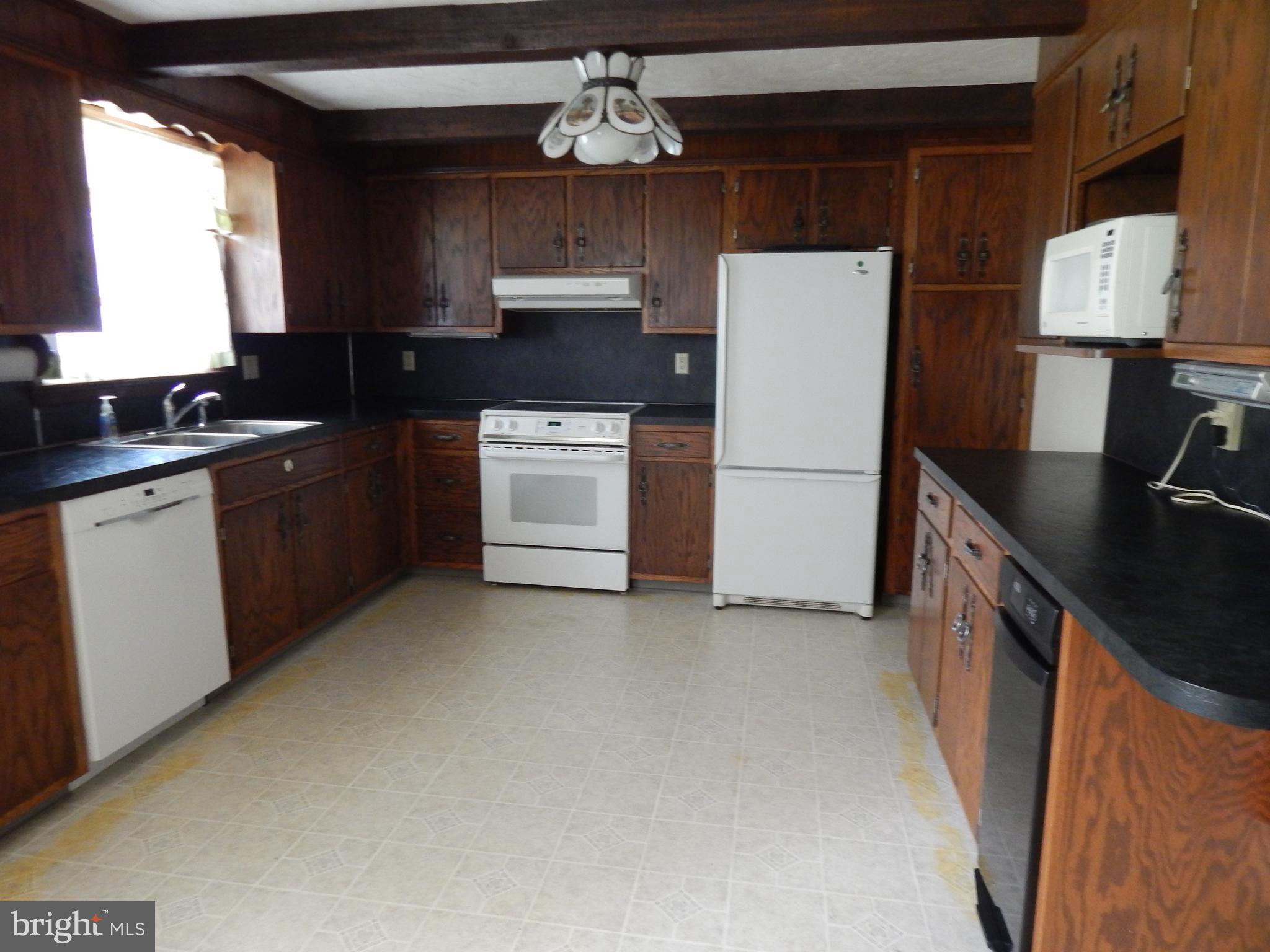 453 North Funk Road Boyertown, PA 19512 - Photo 5 of 15 Gallery Image 5