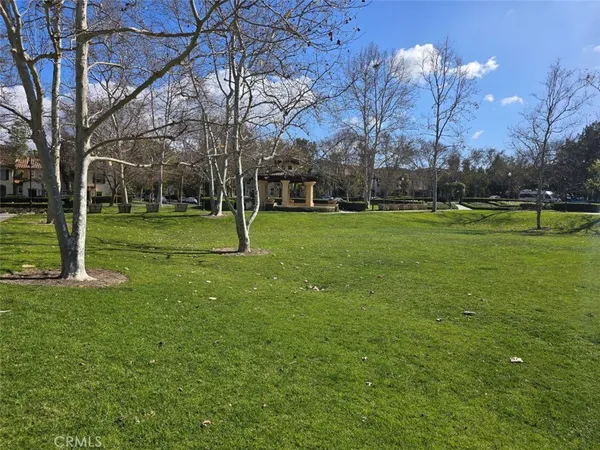 $3,850 | 48 Vermillion, Irvine, CA 92603