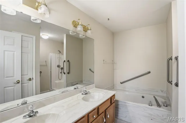 $350,000 | 903 Palmer Court, Unit 3, Lake St. Louis, MO 63367