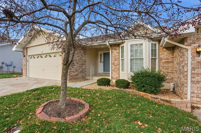 $350,000 | 903 Palmer Court, Unit 3, Lake St. Louis, MO 63367