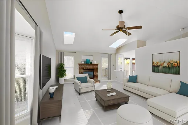 $350,000 | 903 Palmer Court, Unit 3, Lake St. Louis, MO 63367