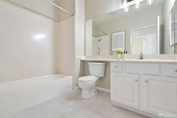 $749,000 | 1 Crescent Way, Unit 1215, San Francisco, CA 94134
