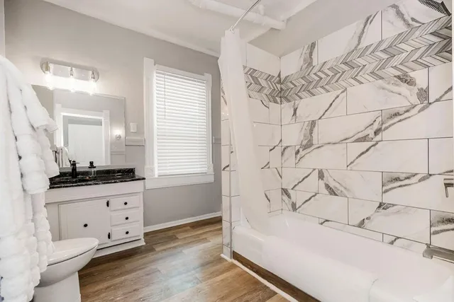 $600,000 | 3951 Warwick Boulevard, Kansas City, MO 64111