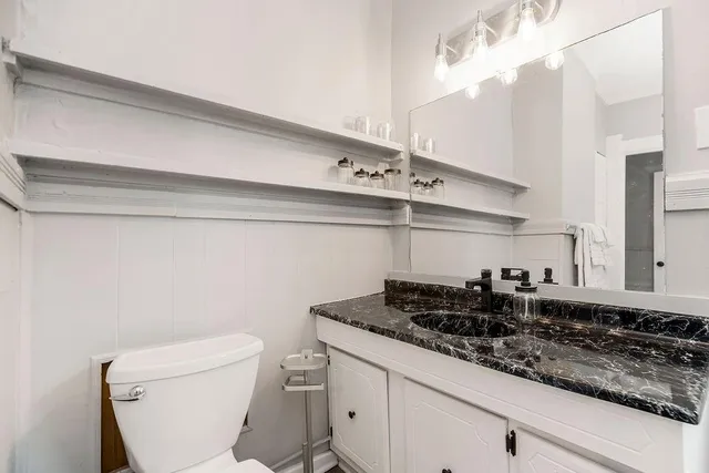 $600,000 | 3951 Warwick Boulevard, Kansas City, MO 64111