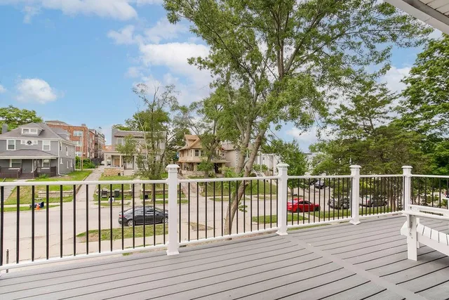 $600,000 | 3951 Warwick Boulevard, Kansas City, MO 64111