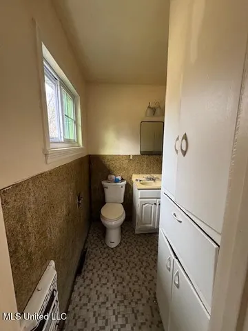 $300,000 | 401 Carpenter Street, Utica, MS 39175