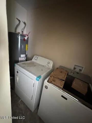 $300,000 | 401 Carpenter Street, Utica, MS 39175