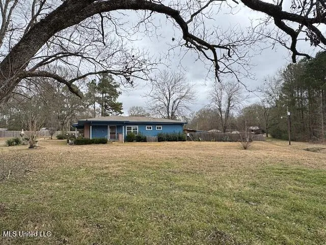 $300,000 | 401 Carpenter Street, Utica, MS 39175
