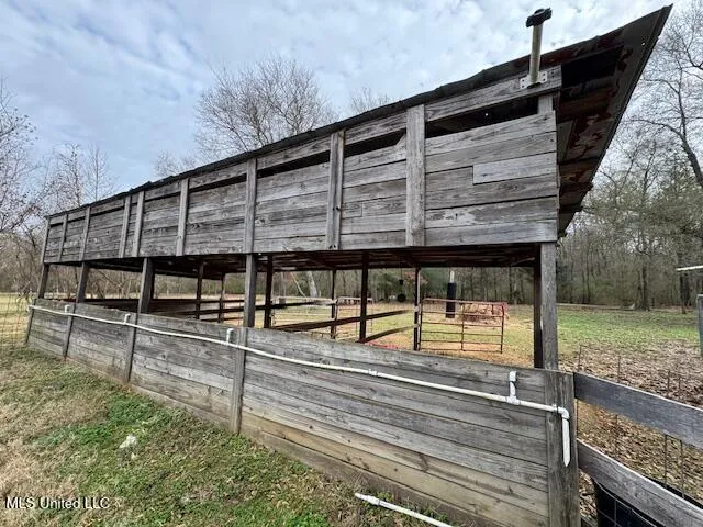 $300,000 | 401 Carpenter Street, Utica, MS 39175