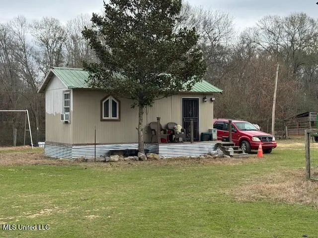 $300,000 | 401 Carpenter Street, Utica, MS 39175