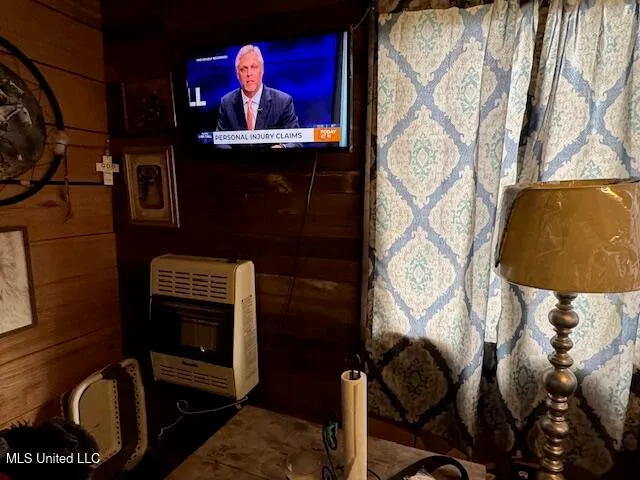 $300,000 | 401 Carpenter Street, Utica, MS 39175