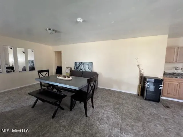 $300,000 | 401 Carpenter Street, Utica, MS 39175