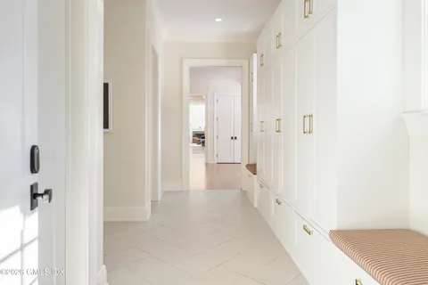 $8,050,000 | 7 Indian Head Road, Riverside, CT 06878