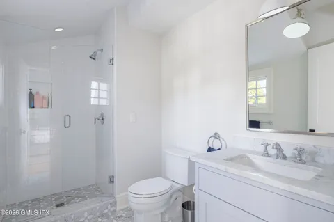 $8,050,000 | 7 Indian Head Road, Riverside, CT 06878