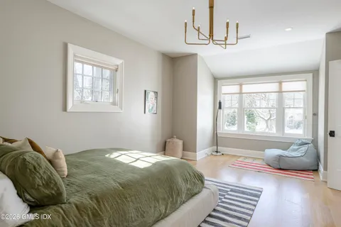 $8,050,000 | 7 Indian Head Road, Riverside, CT 06878