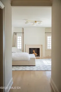 $8,050,000 | 7 Indian Head Road, Riverside, CT 06878