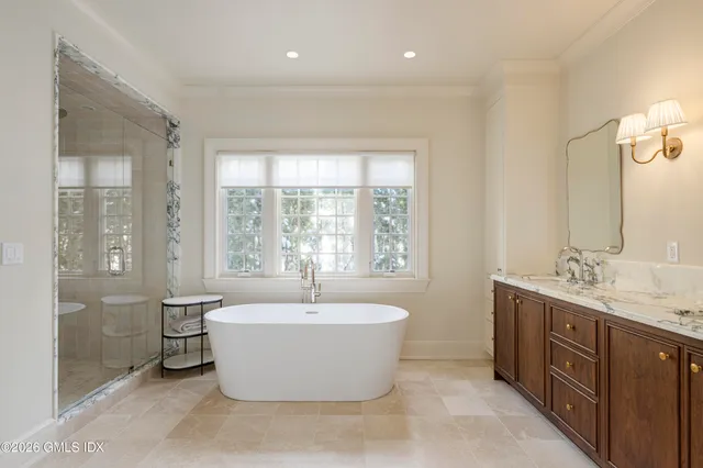 $8,050,000 | 7 Indian Head Road, Riverside, CT 06878