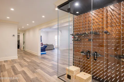 $8,050,000 | 7 Indian Head Road, Riverside, CT 06878