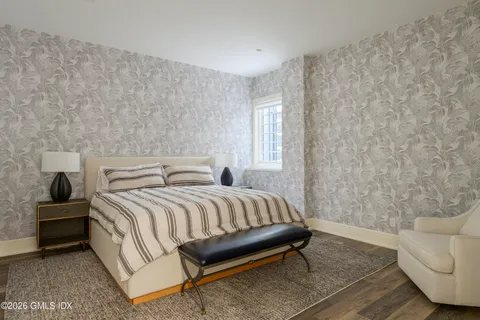 $8,050,000 | 7 Indian Head Road, Riverside, CT 06878