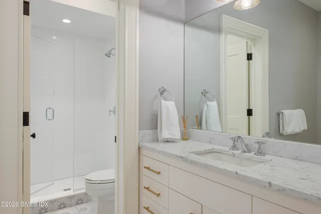 $8,050,000 | 7 Indian Head Road, Riverside, CT 06878