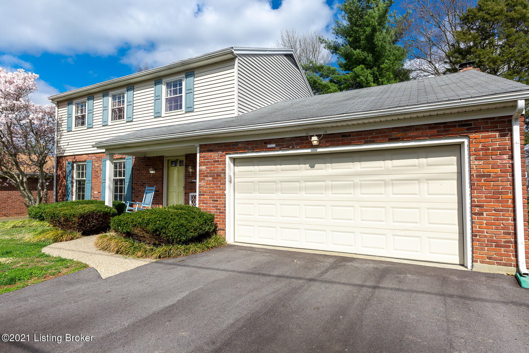 513 Moser Road Louisville, KY 40243 - Photo 3 of 58 513 Moser-3