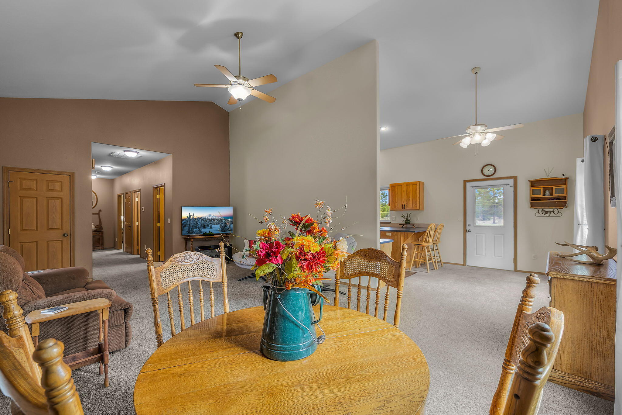 50940 South Huntington Road La Pine, OR 97739 - Photo 19 of 46 2026_04_13_50940_s_huntington_road_la_pi