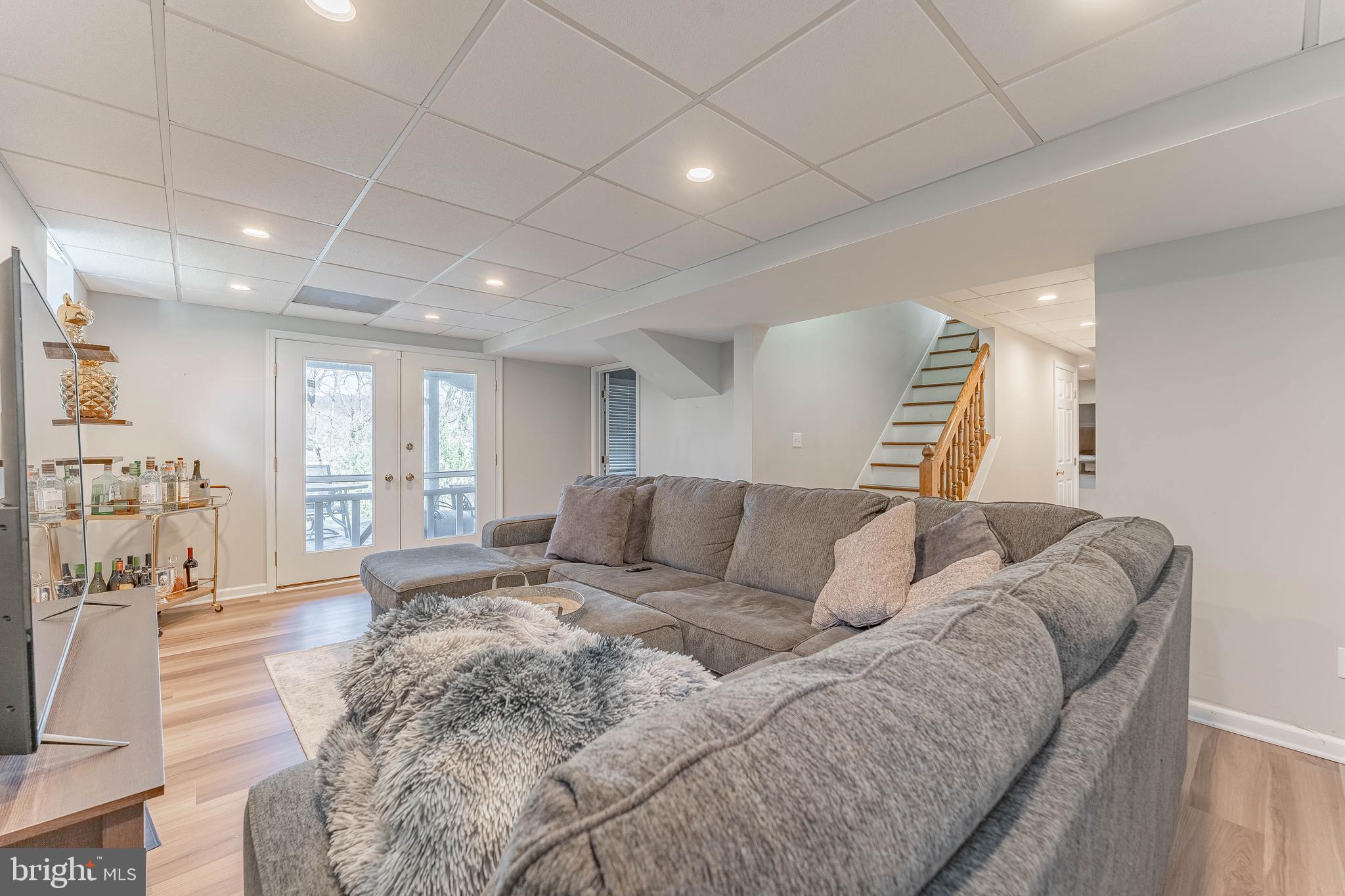 8 Matthews Run Road Chester Springs, PA 19425 - Photo 56 of 80 a living room with furniture and a large window