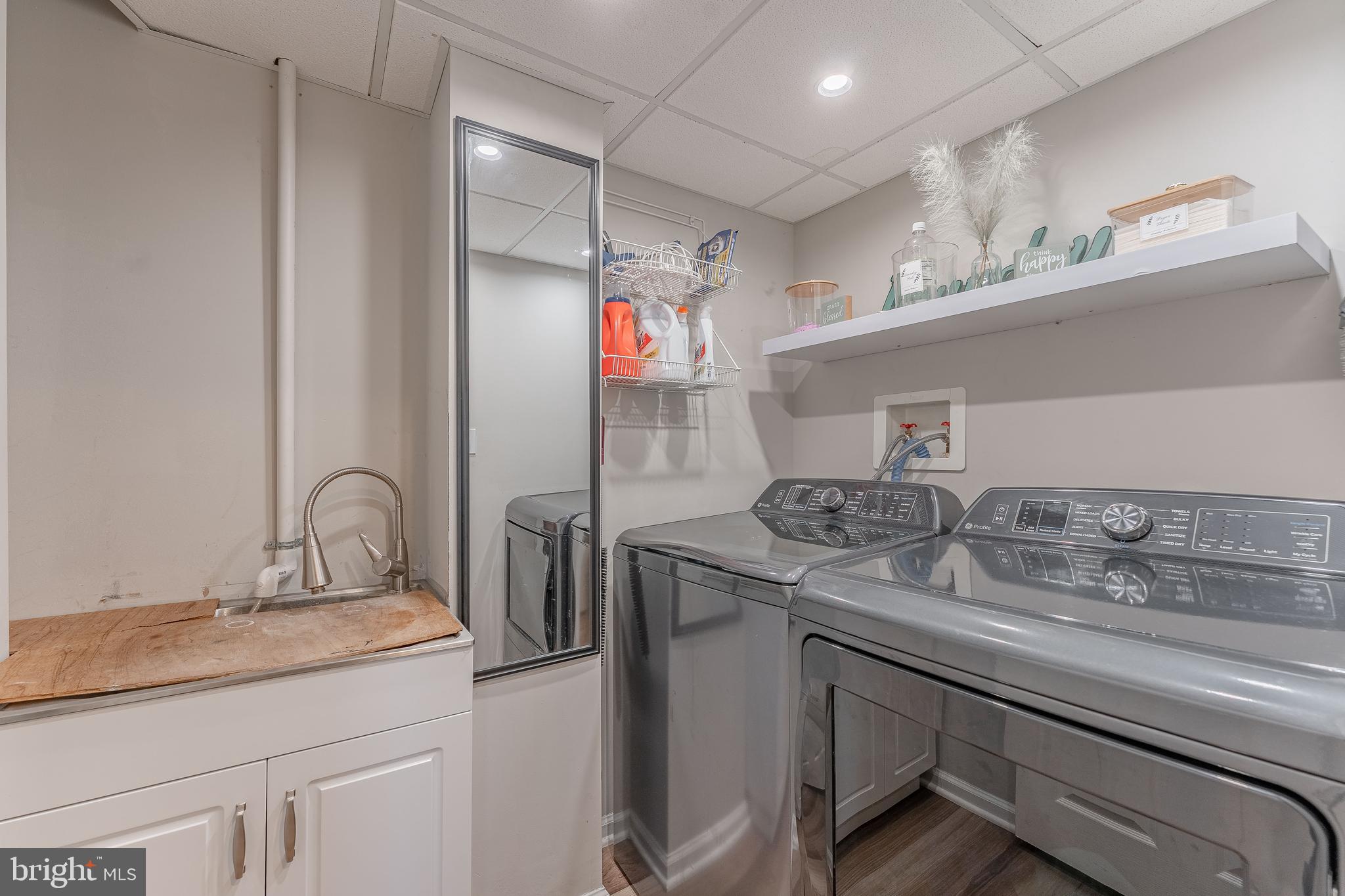 8 Matthews Run Road Chester Springs, PA 19425 - Photo 66 of 80 a bathroom with a sink double vanity and a mirror