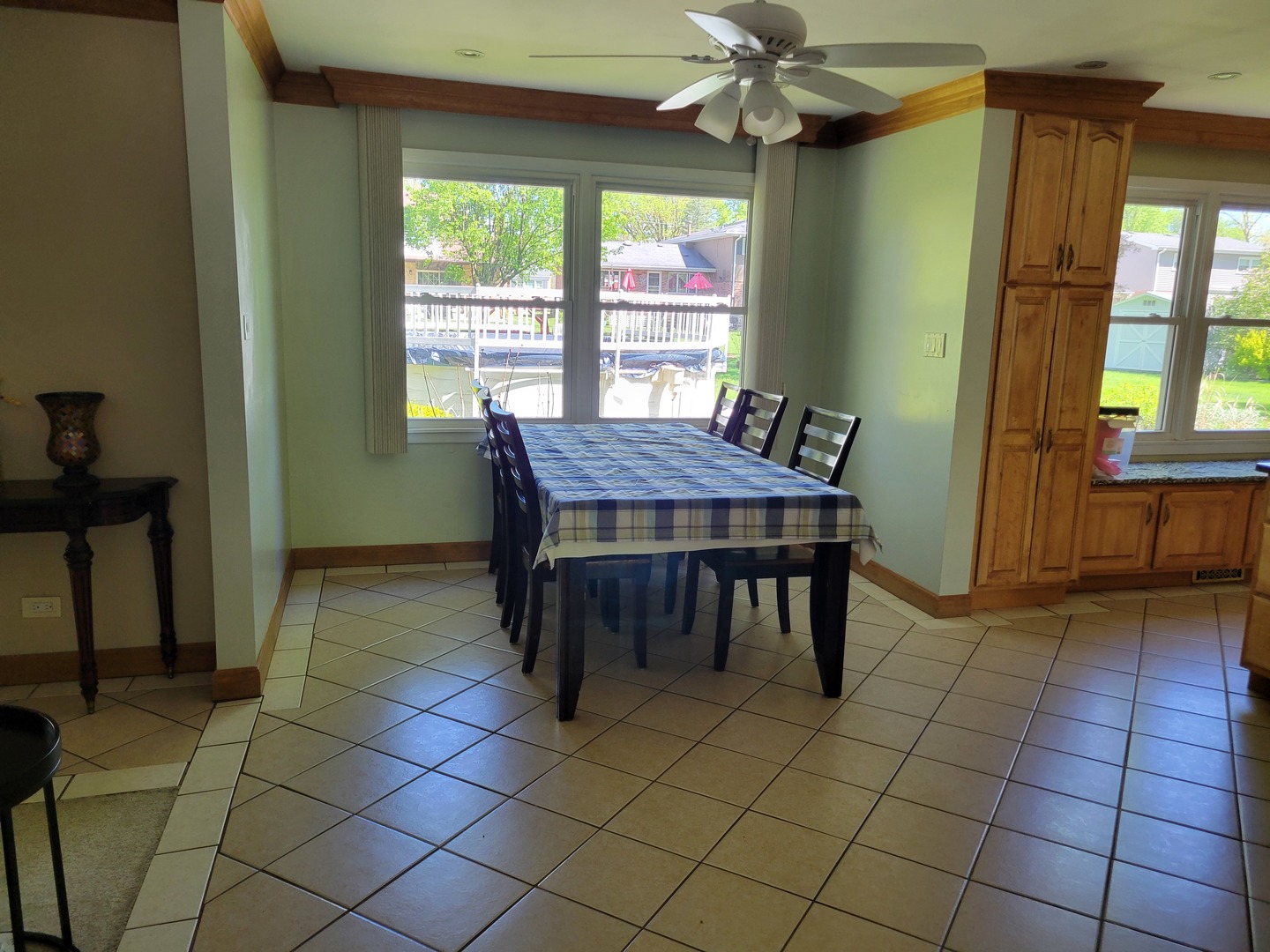 1322 Elder Road Homewood, IL 60430 - Photo 14 of 27 a dining room with furniture and window