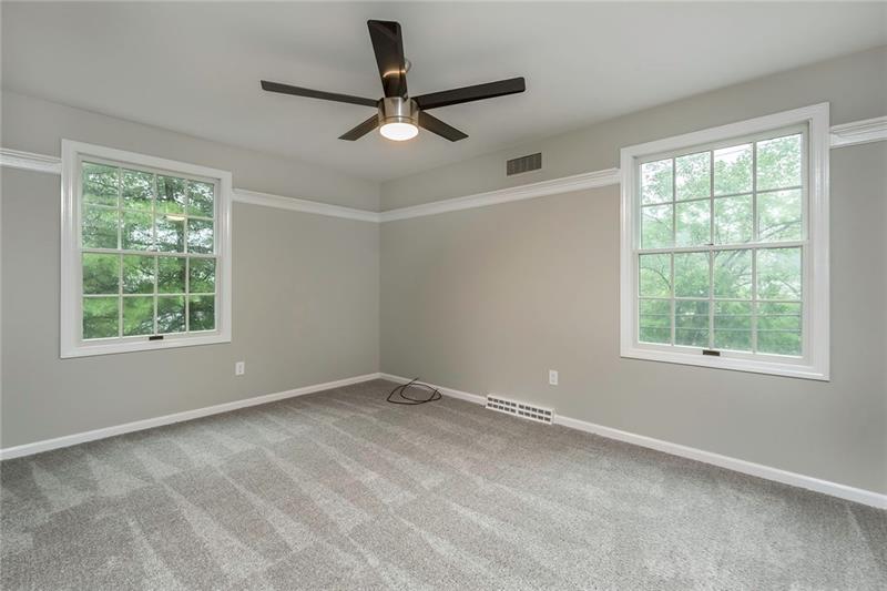 761 Thompson Run Road Pittsburgh, PA 15237 - Photo 17 of 25 Gallery Image 17
