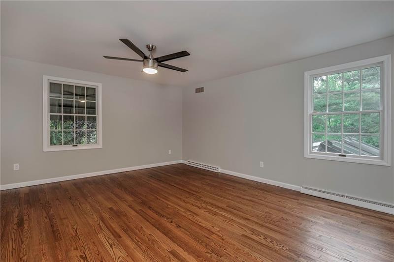 761 Thompson Run Road Pittsburgh, PA 15237 - Photo 19 of 25 Gallery Image 19