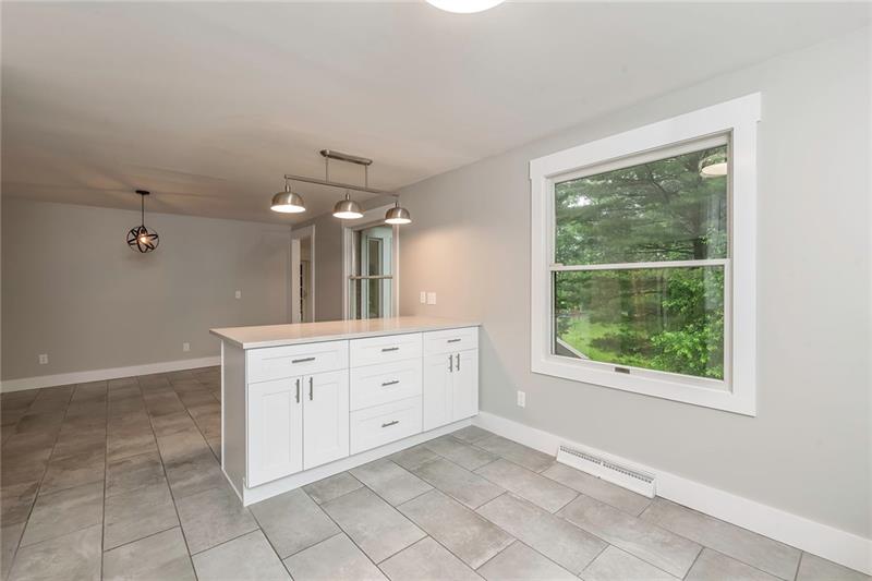 761 Thompson Run Road Pittsburgh, PA 15237 - Photo 6 of 25 Gallery Image 6