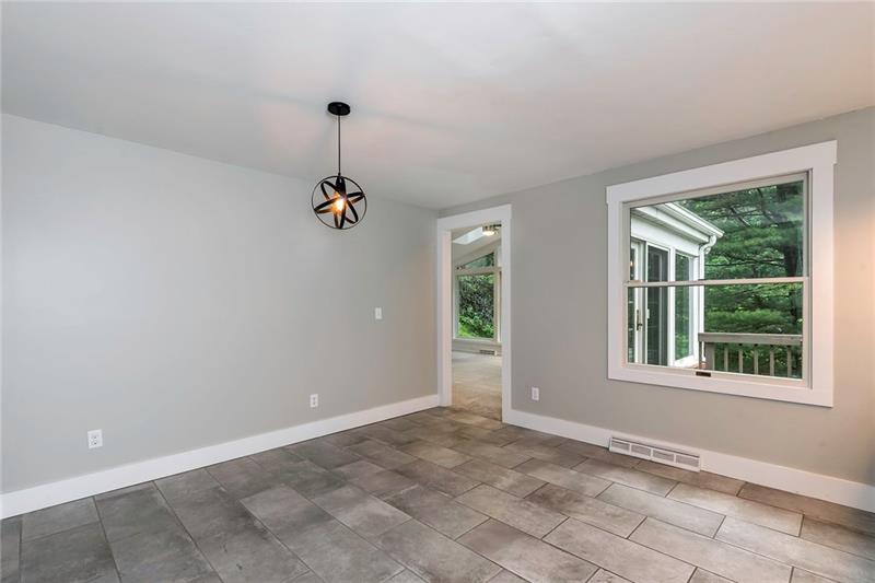 761 Thompson Run Road Pittsburgh, PA 15237 - Photo 7 of 25 Gallery Image 7