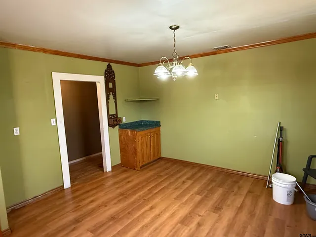 $1,300 | 323 West Lorance Street, Tyler, TX 75702