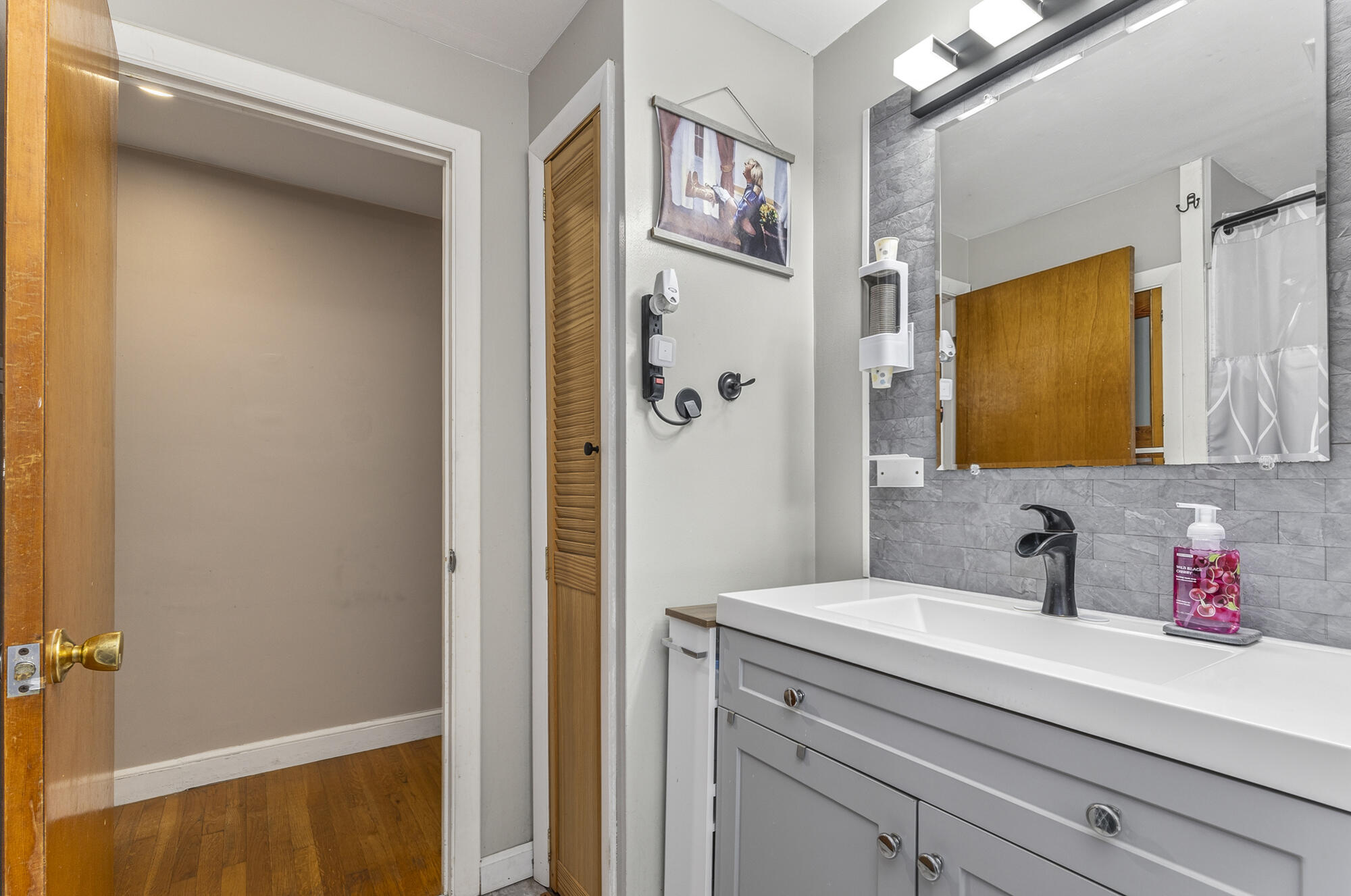 8 Kenneth Road South Portland, ME 04106 - Photo 16 of 37 8 Kenneth_W5_15