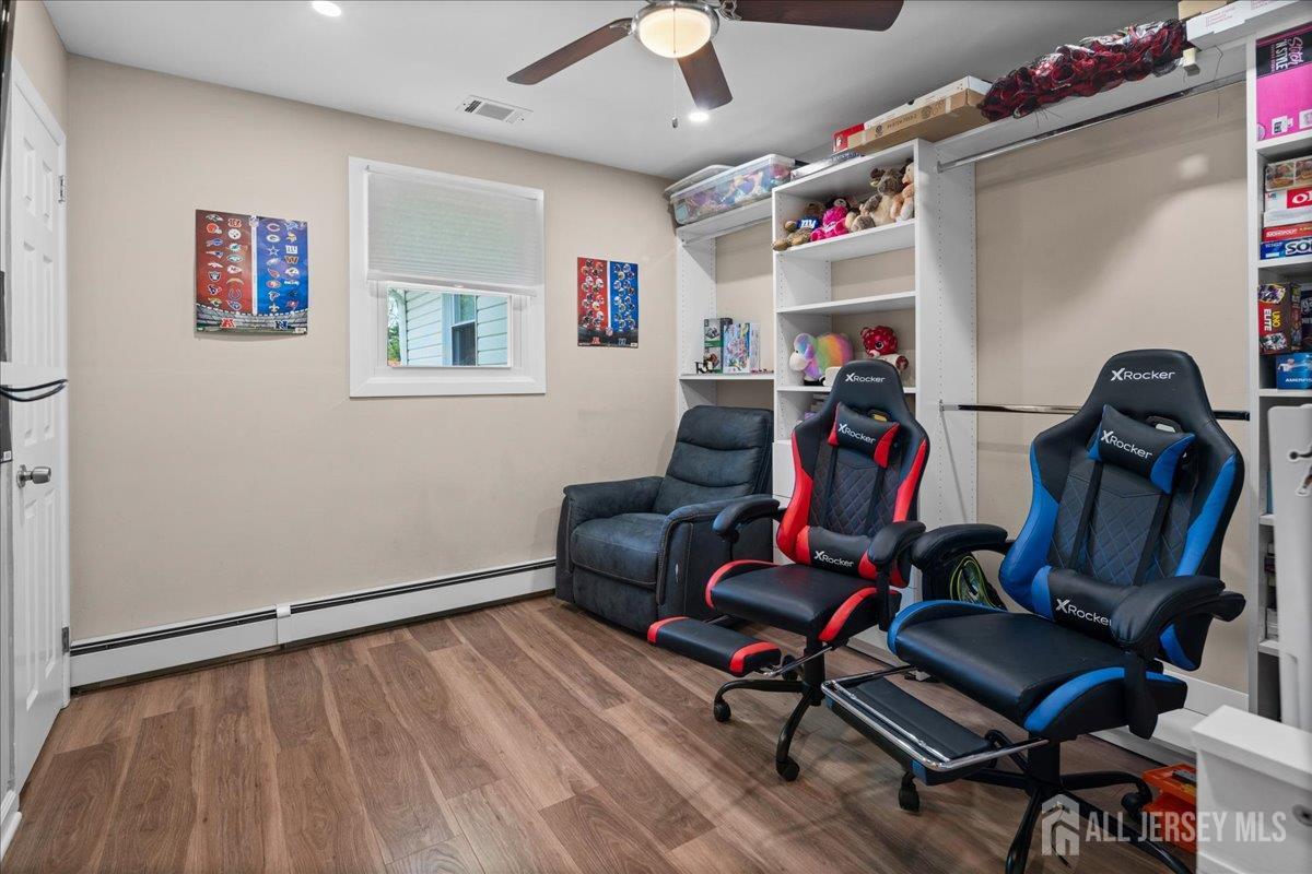 5 Applegate Road Jobstown, NJ 08041 - Photo 21 of 34 a view of a room with gym equipment