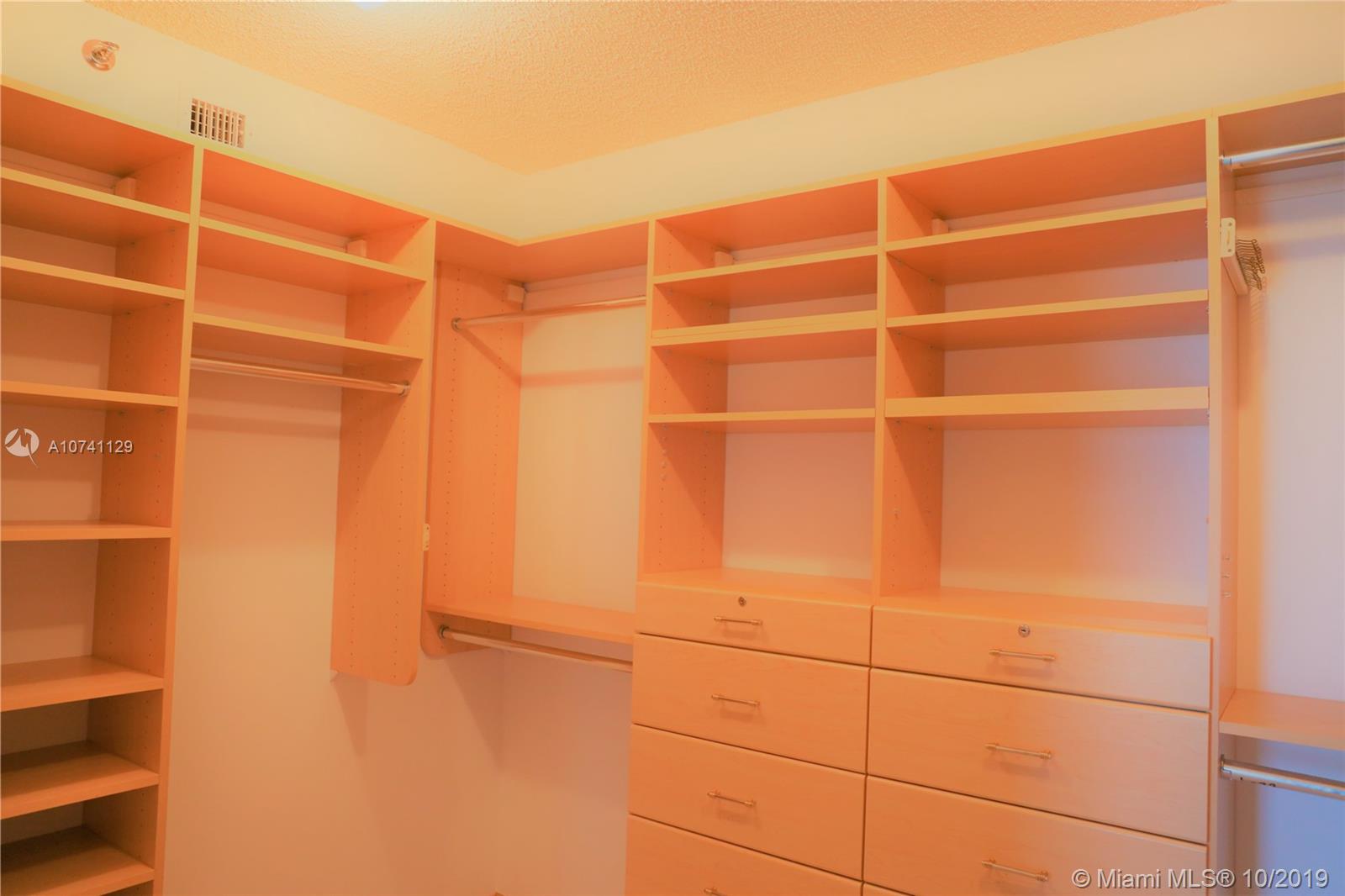8855 Collins Avenue, Unit 5J Surfside, FL 33154 - Photo 18 of 33