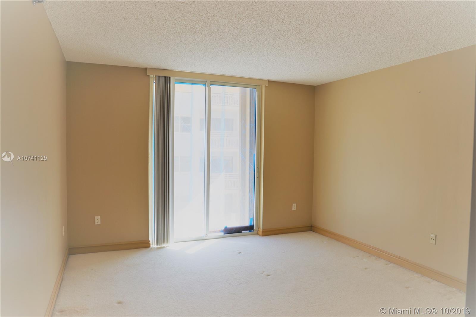 8855 Collins Avenue, Unit 5J Surfside, FL 33154 - Photo 27 of 33