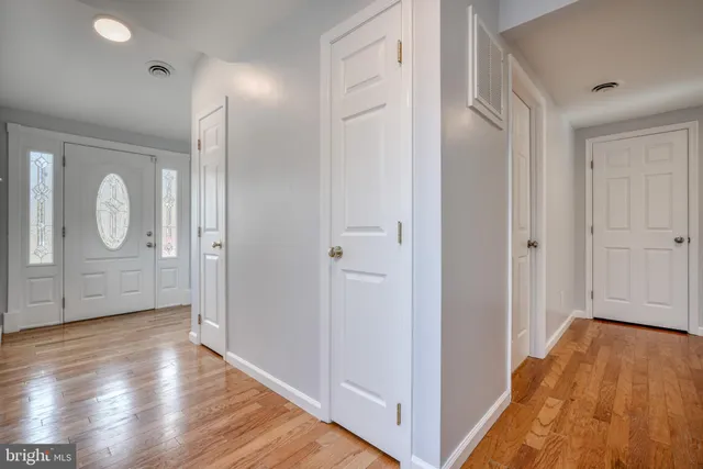 $2,100 | 427 Greenwood Road, Linthicum Heights, MD 21090