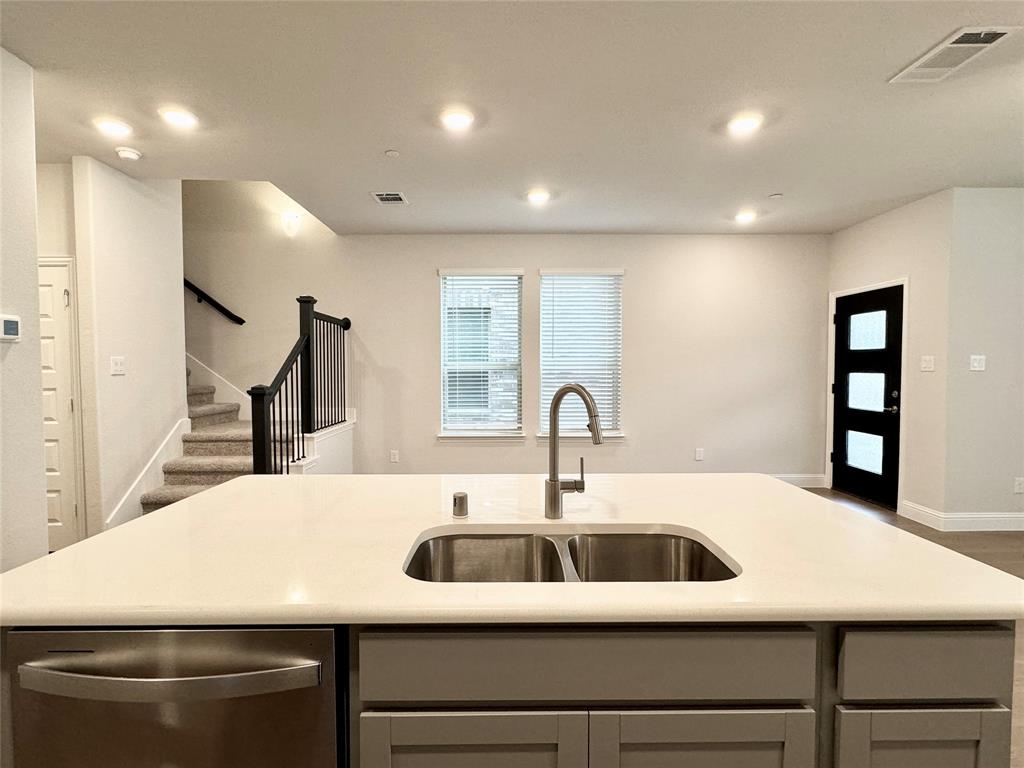 7830 Bayside Drive Rowlett, TX 75088 - Photo 10 of 25