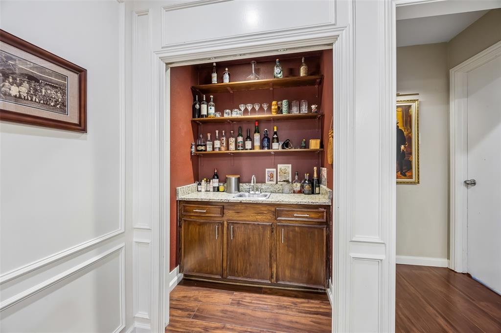 2904 Robin Road Plano, TX 75075 - Photo 11 of 31 Gallery Image 11