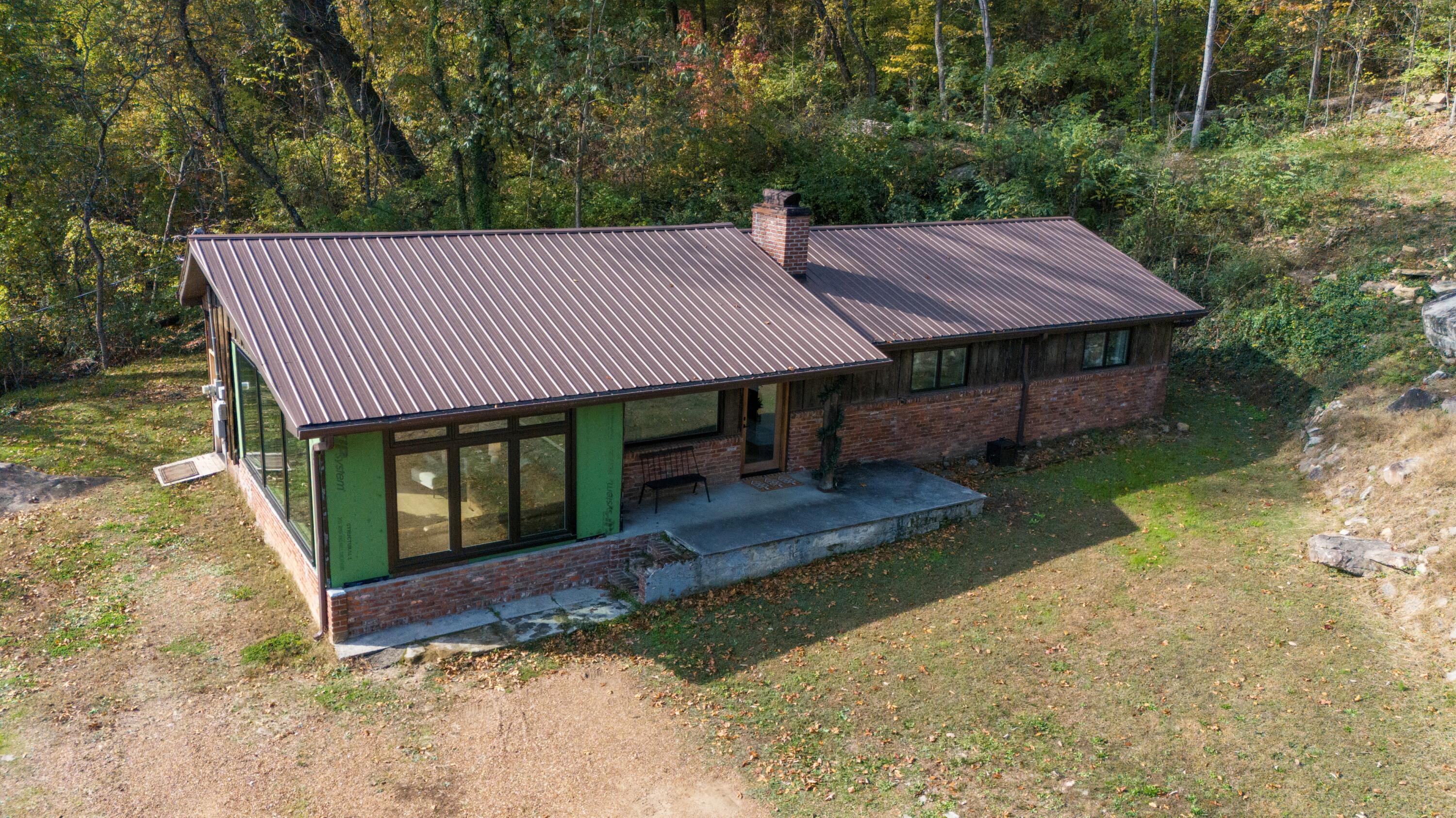 4201 W Road Signal Mountain, TN 37377 - Photo 31 of 37 DJI_20241118110356_0478_D-edit