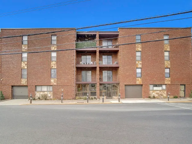 $2,250 | 8841 John F. Kennedy Boulevard, North Bergen, NJ 07047