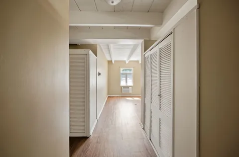 $150,000 | 1862 Sherman Avenue, Unit 1NW, Evanston, IL 60201