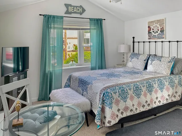 $649,900 | 49 Uncas Road, Clinton, CT 06413