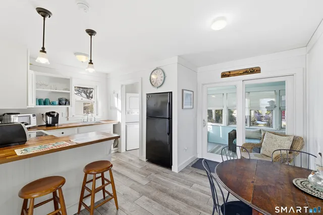 $649,900 | 49 Uncas Road, Clinton, CT 06413