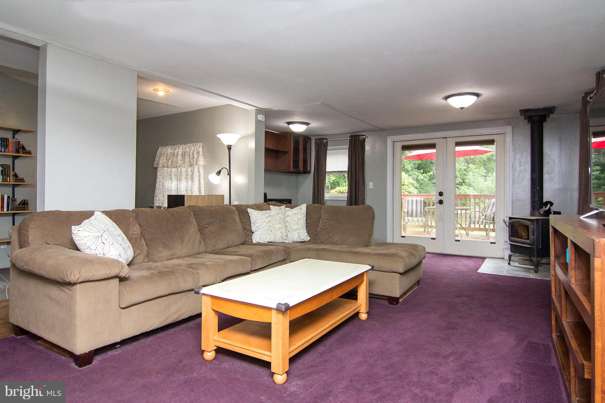 2911 Cedarhurst Road Finksburg, MD 21048 - Photo 14 of 29 Family Room